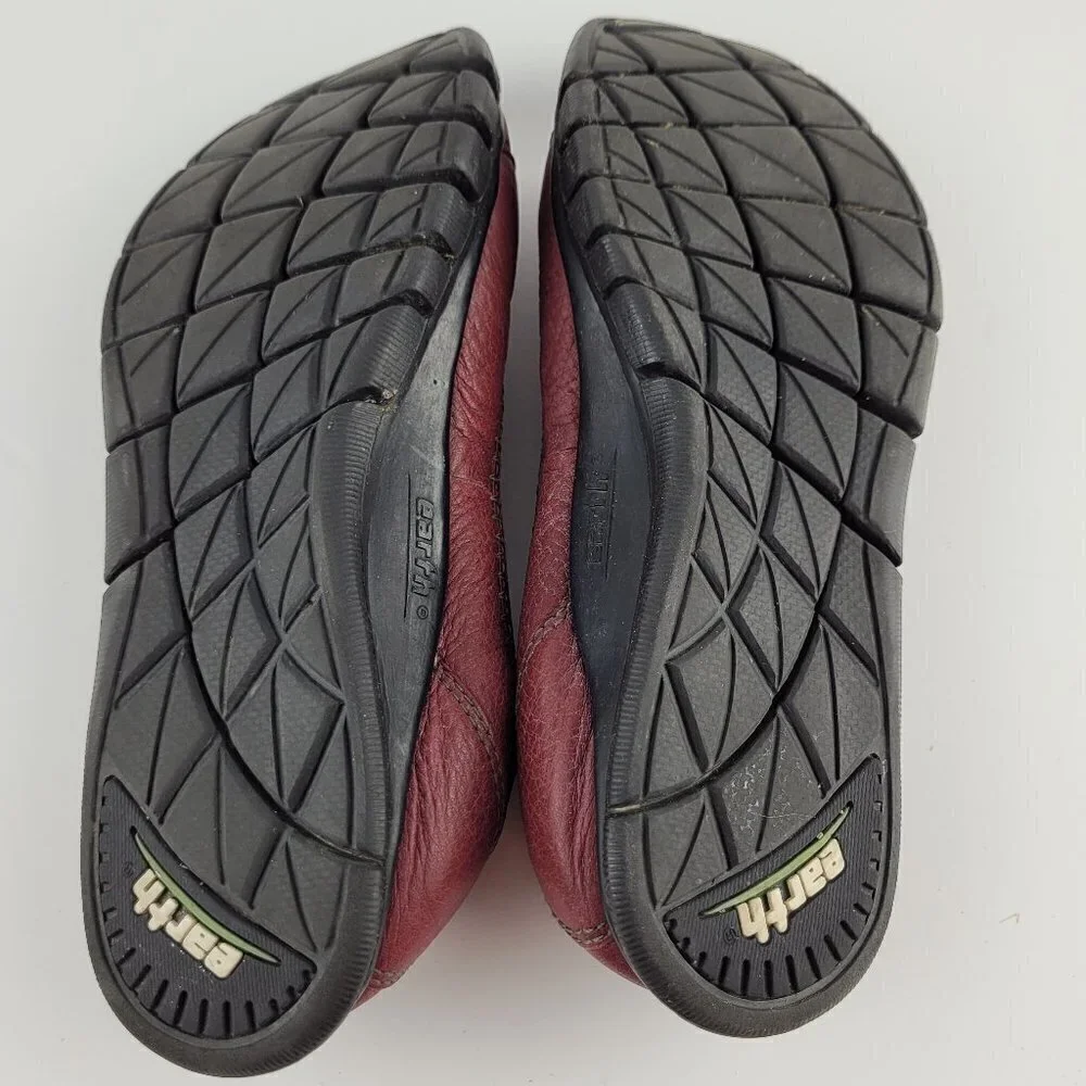 Earth Aspire Bordeaux Red Slip On Leather Flats 6B
